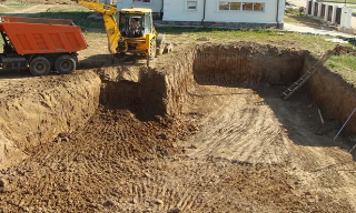 Рытье котлованов под фундамент в Ростове-на-Дону – цена от 2627 руб. за м3 | Жилстройинвест